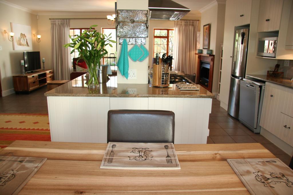 Cape Robin Cottage Franschhoek Bilik gambar