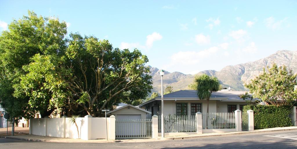 Cape Robin Cottage Franschhoek Bilik gambar